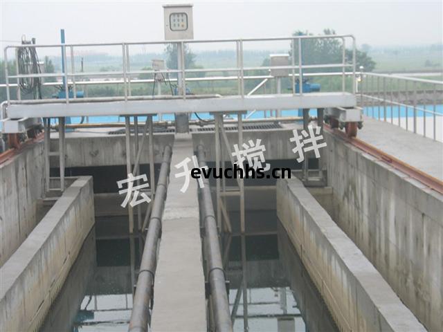 行車(che)式刮泥機(ji)