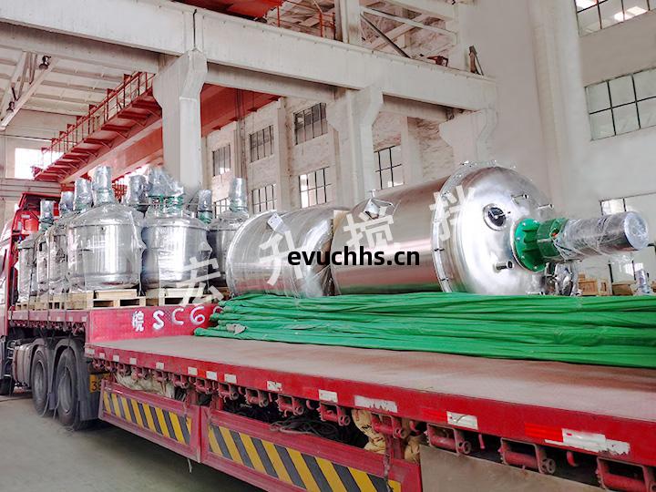 制(zhi)藥(yao)行(xing)業(ye)反(fan)應(ying)釜(fu)攪拌機(ji)