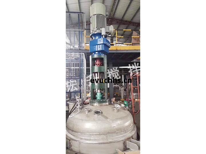 農(nong)化行(xing)業(ye)反(fan)應(ying)釜(fu)攪拌機(ji)